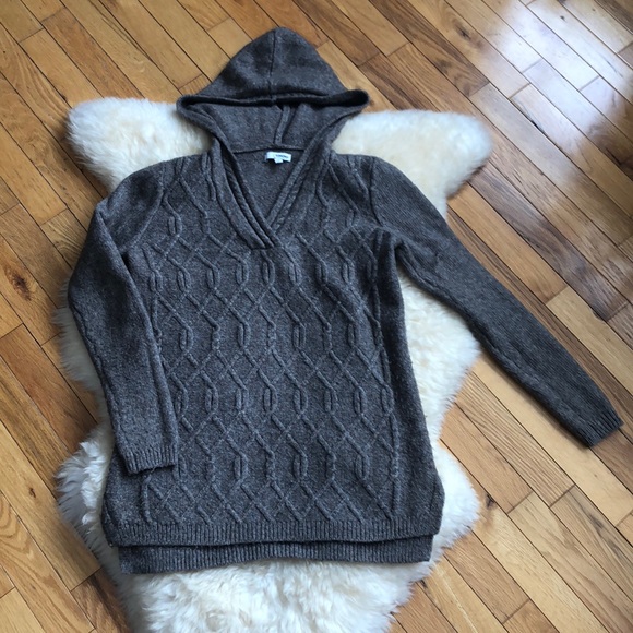 SONOMA Goods For Life Super soft v-neck hooded sweater in light brown. Size S. - Picture 3 of 13
